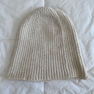 🍁🖤🎄 American Eagle Outfitters Chenille Super Soft Cream / White Beanie 🍁🖤🎄